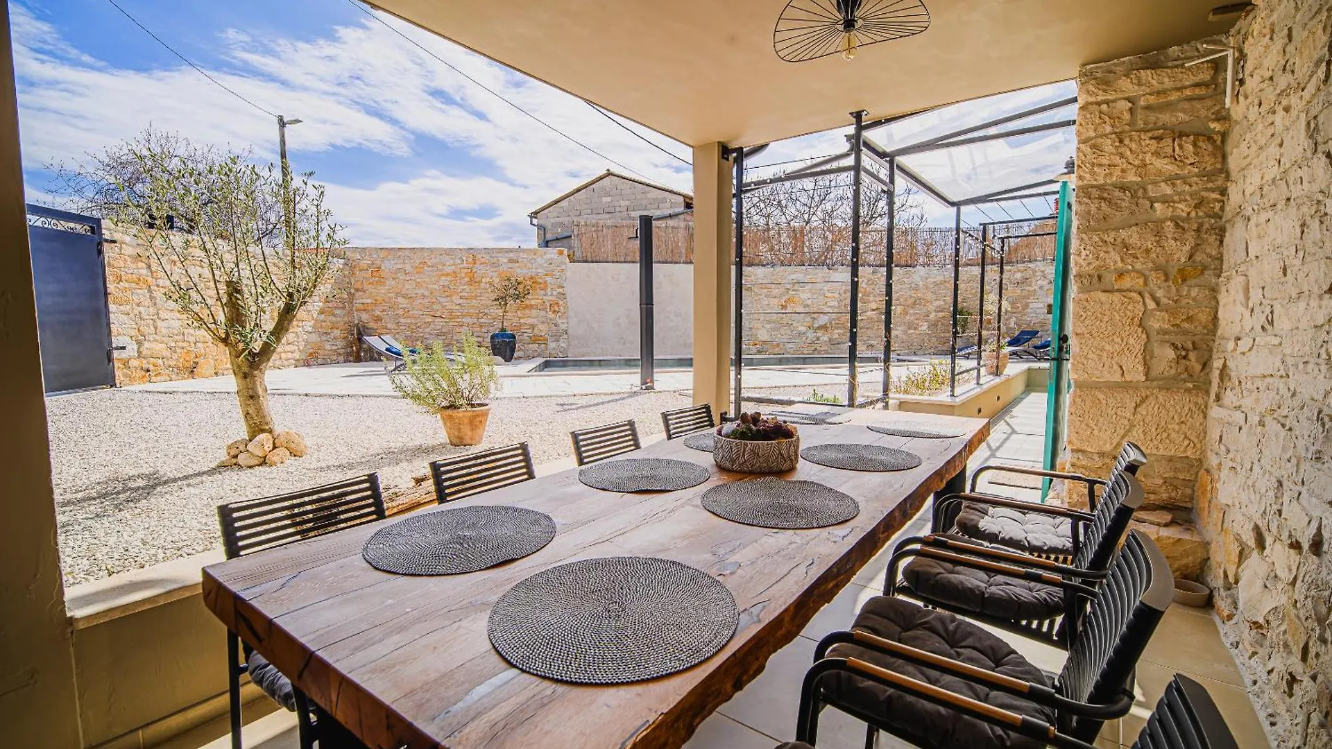 Villa Mint With Pool Pazin 0*,  Κροατία